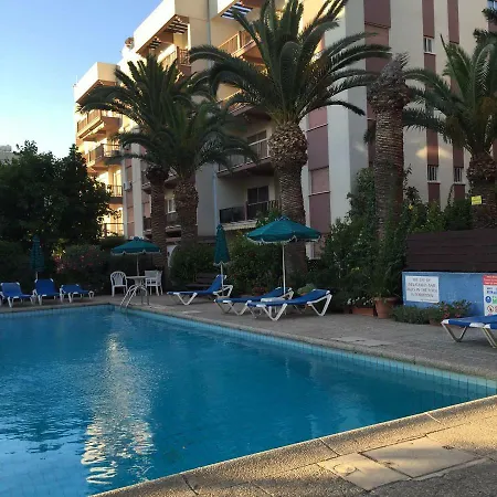 Apartment Next To The Beach *